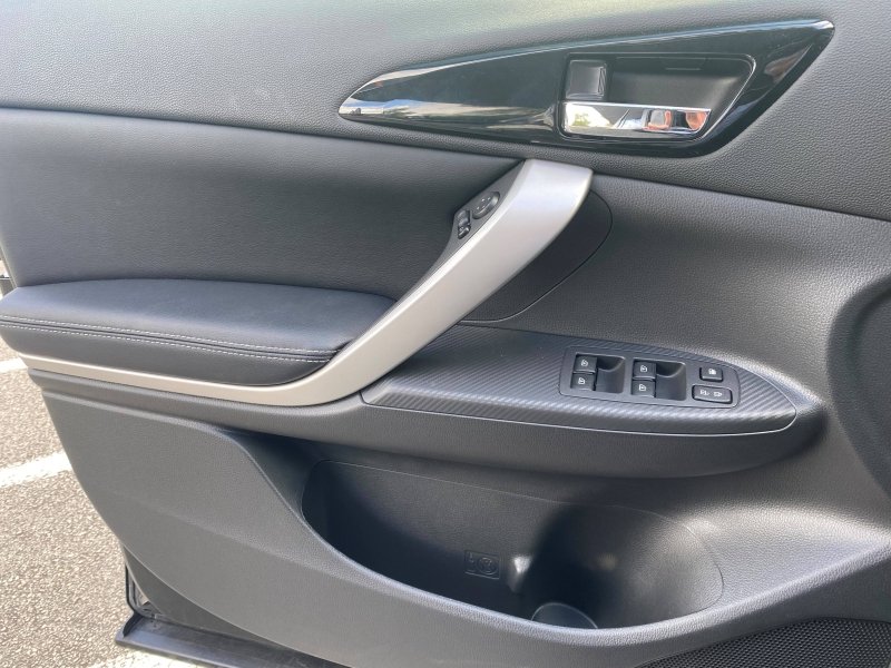 mitsubishi - Visuel 14